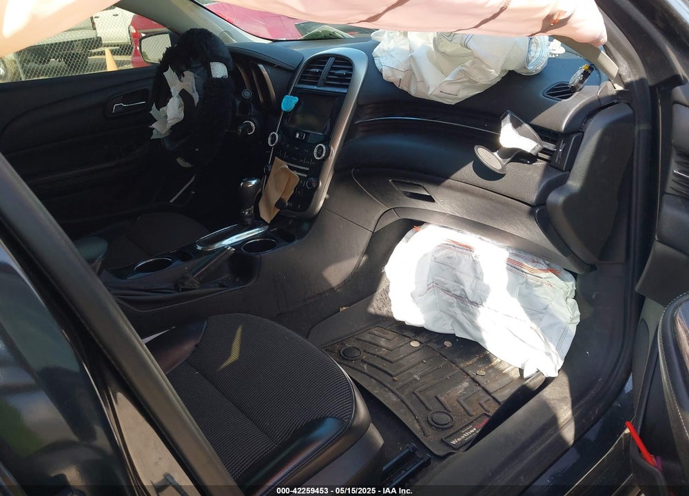 2014 CHEVROLET MALIBU VIN: 1G11C5SL8EF163623