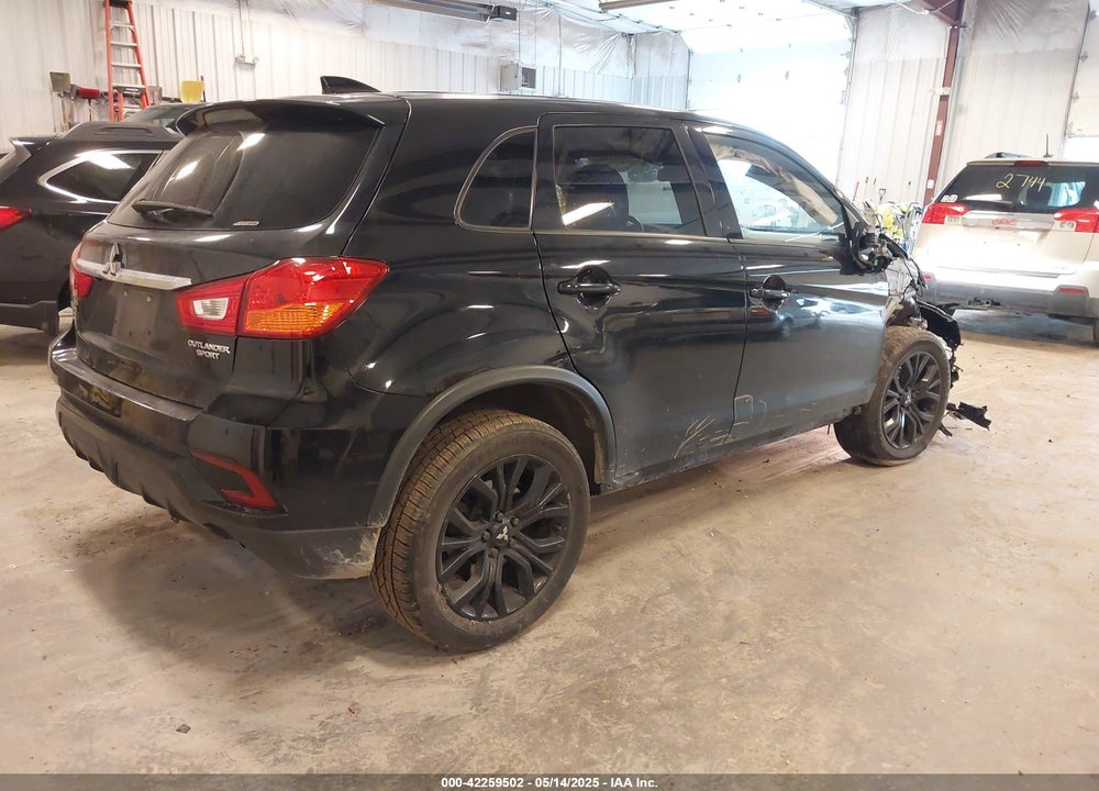 2018 MITSUBISHI OUTLANDER SPORT VIN: JA4AR3AU0JZ028482