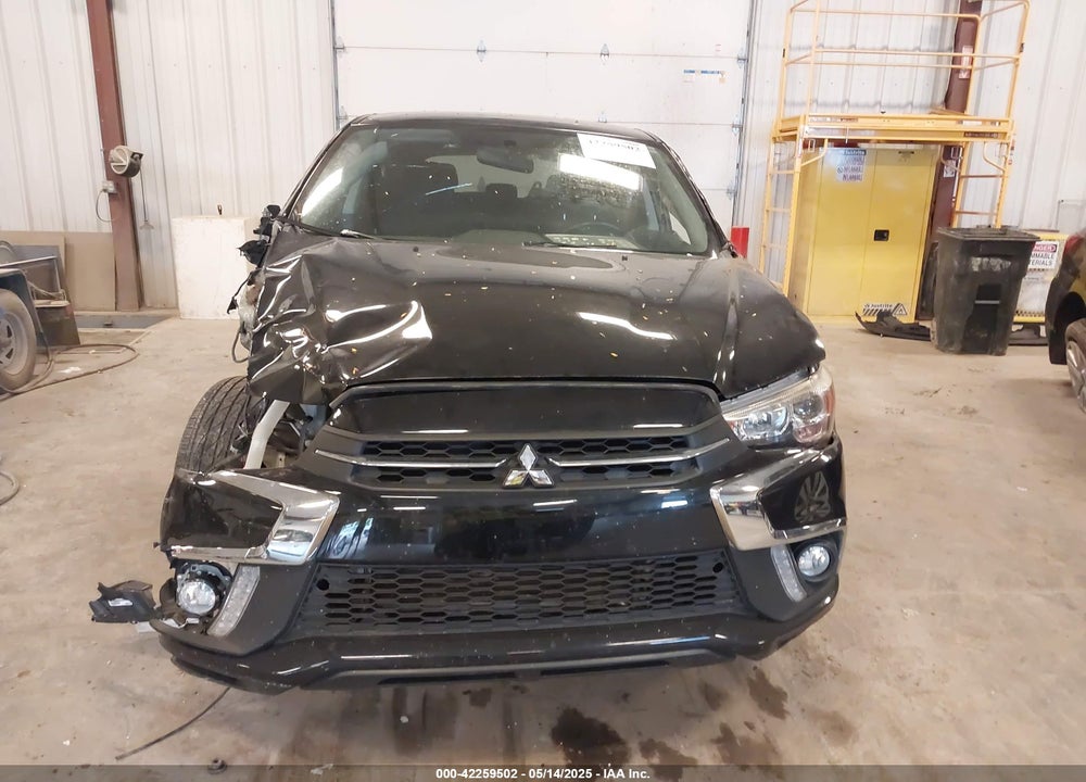 2018 MITSUBISHI OUTLANDER SPORT VIN: JA4AR3AU0JZ028482