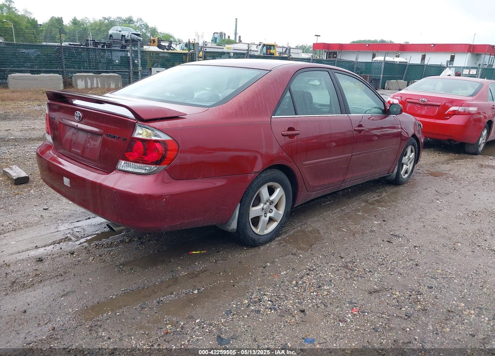 2005 TOYOTA CAMRY SE VIN: 4T1BE32K85U387242