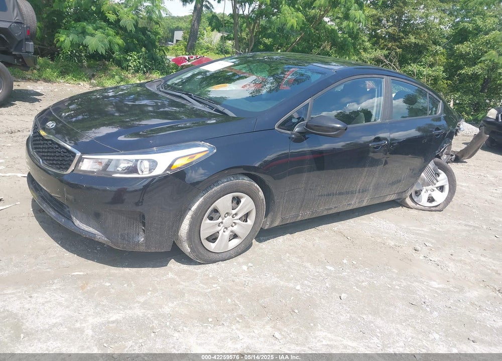2017 KIA FORTE VIN: 3KPFK4A71HE148992
