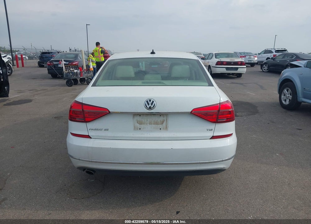 2016 VOLKSWAGEN PASSAT 1.8T SE VIN: 1VWBT7A31GC043995