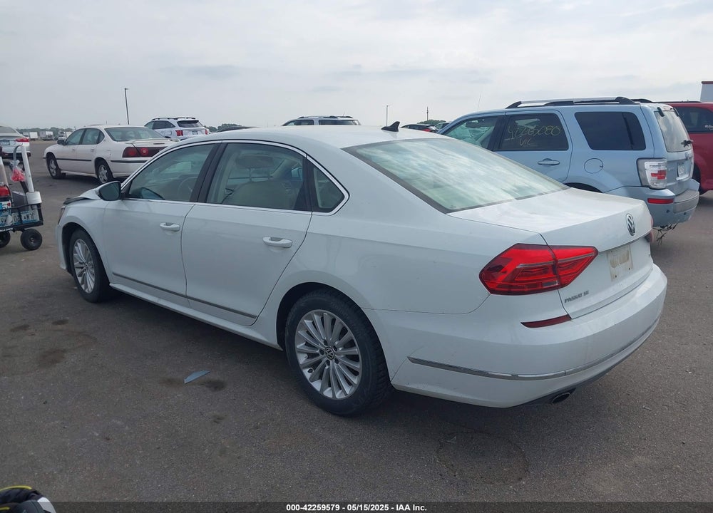 2016 VOLKSWAGEN PASSAT 1.8T SE VIN: 1VWBT7A31GC043995