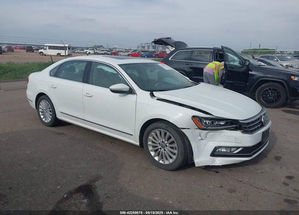 2016 VOLKSWAGEN PASSAT 1.8T SE VIN: 1VWBT7A31GC043995