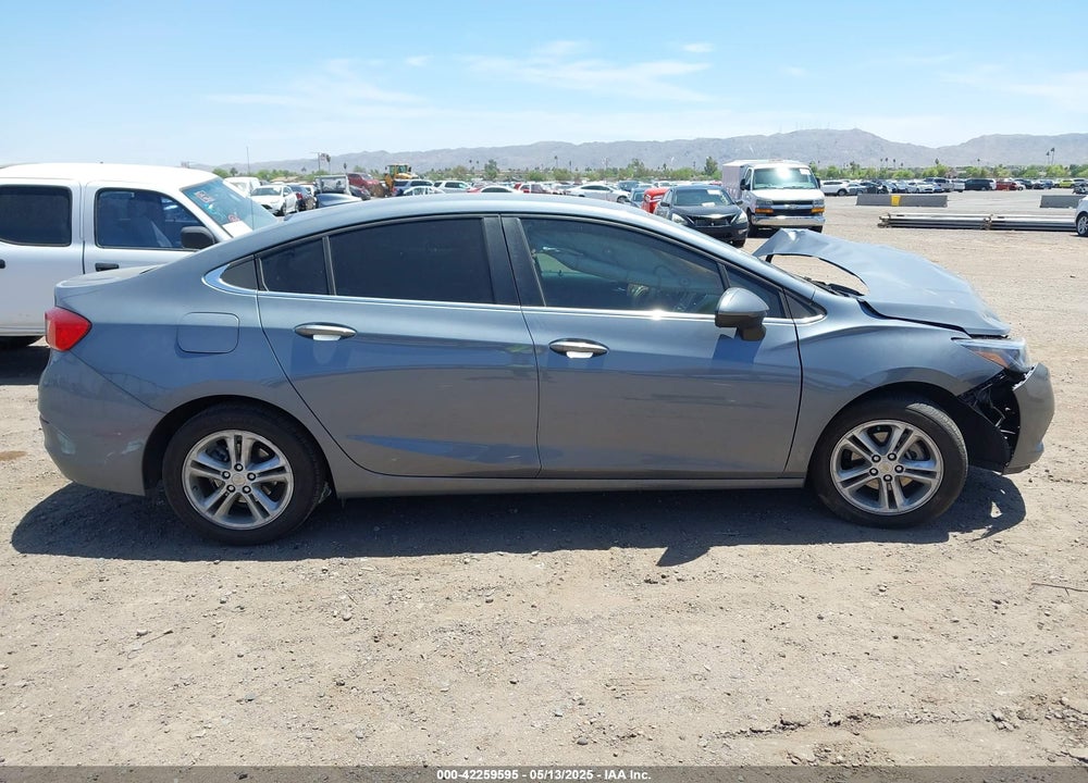 2018 CHEVROLET CRUZE VIN: 1G1BE5SM2J7238411