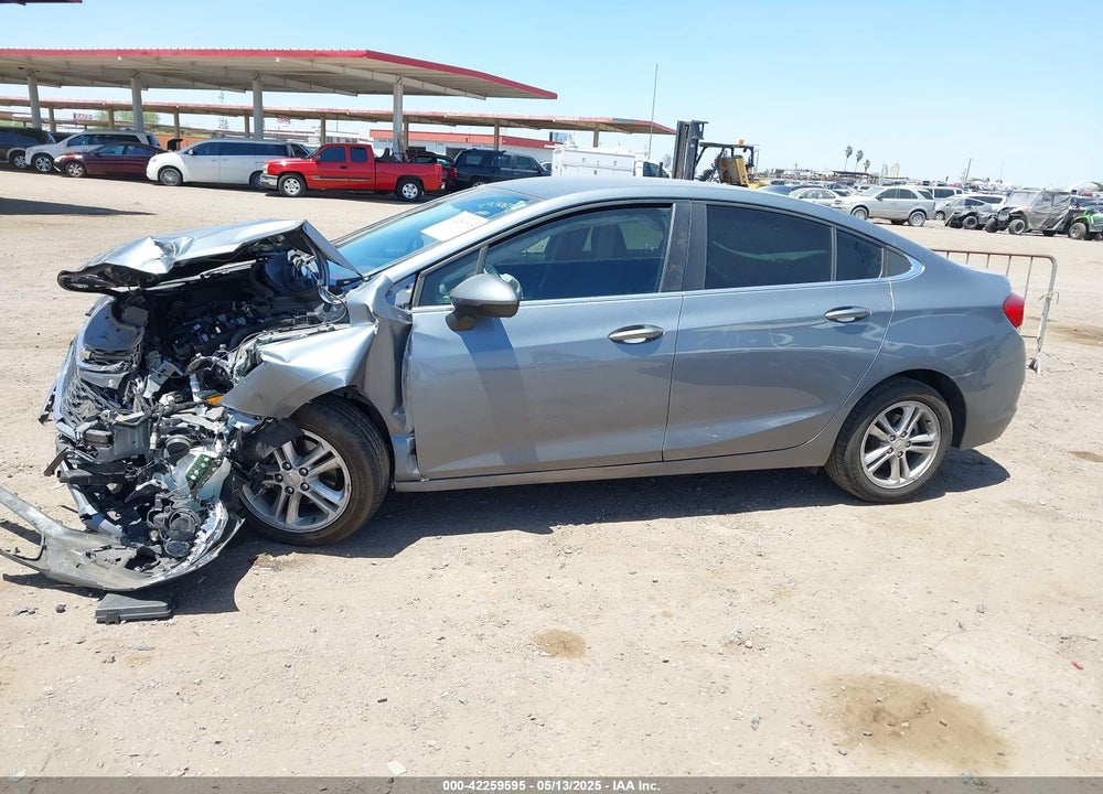 2018 CHEVROLET CRUZE VIN: 1G1BE5SM2J7238411