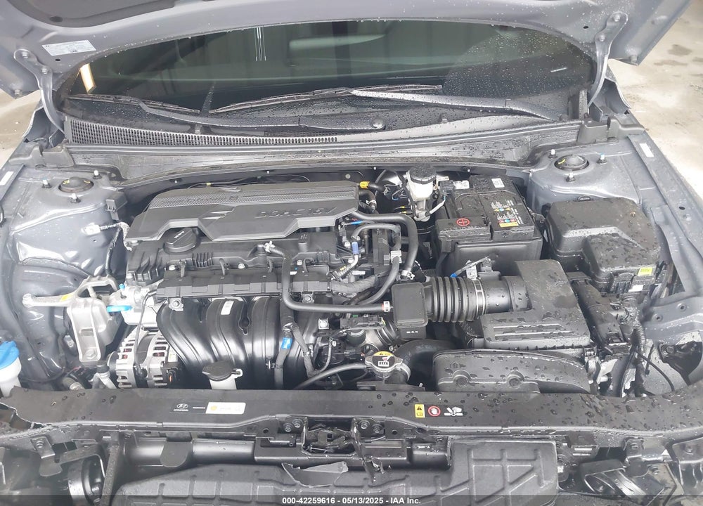 2025 HYUNDAI ELANTRA VIN: KMHLM4DG4SU914825