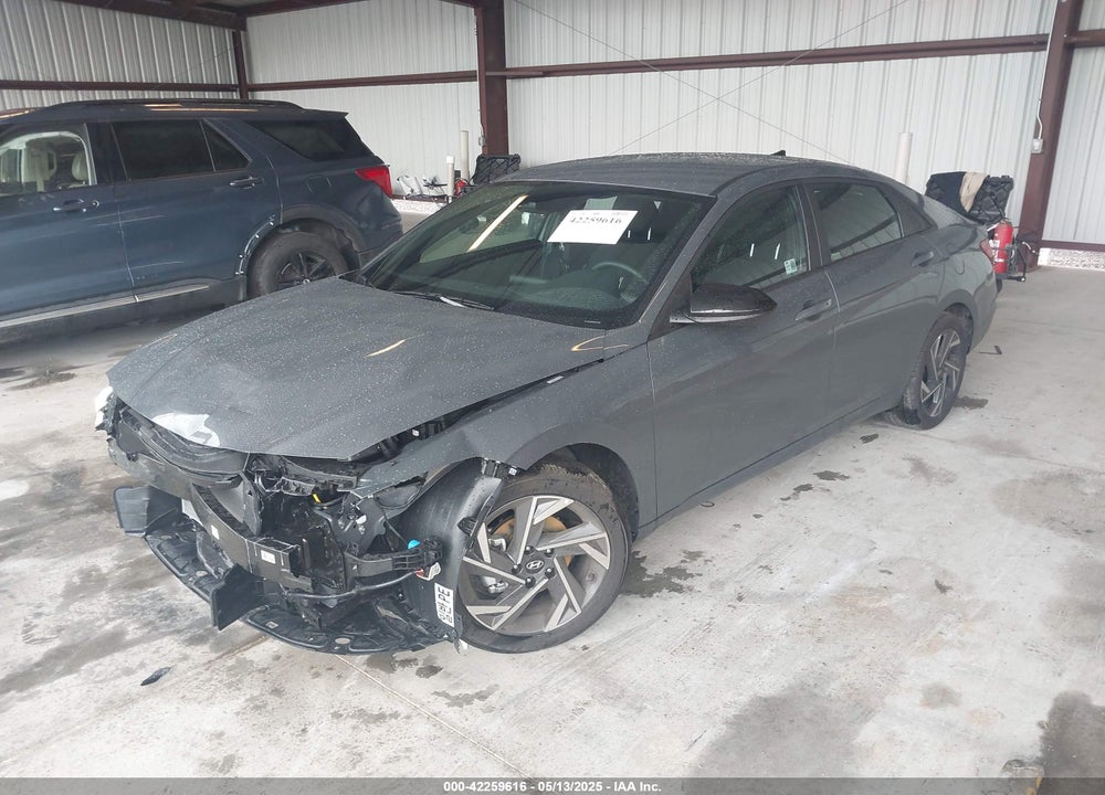 2025 HYUNDAI ELANTRA VIN: KMHLM4DG4SU914825
