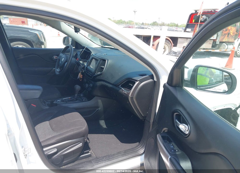 2021 JEEP CHEROKEE LATITUDE 4X4 VIN: 1C4PJMCB1MD171158