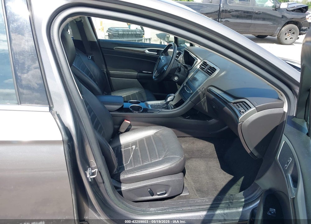 2013 FORD FUSION VIN: 3FA6P0HR1DR111547