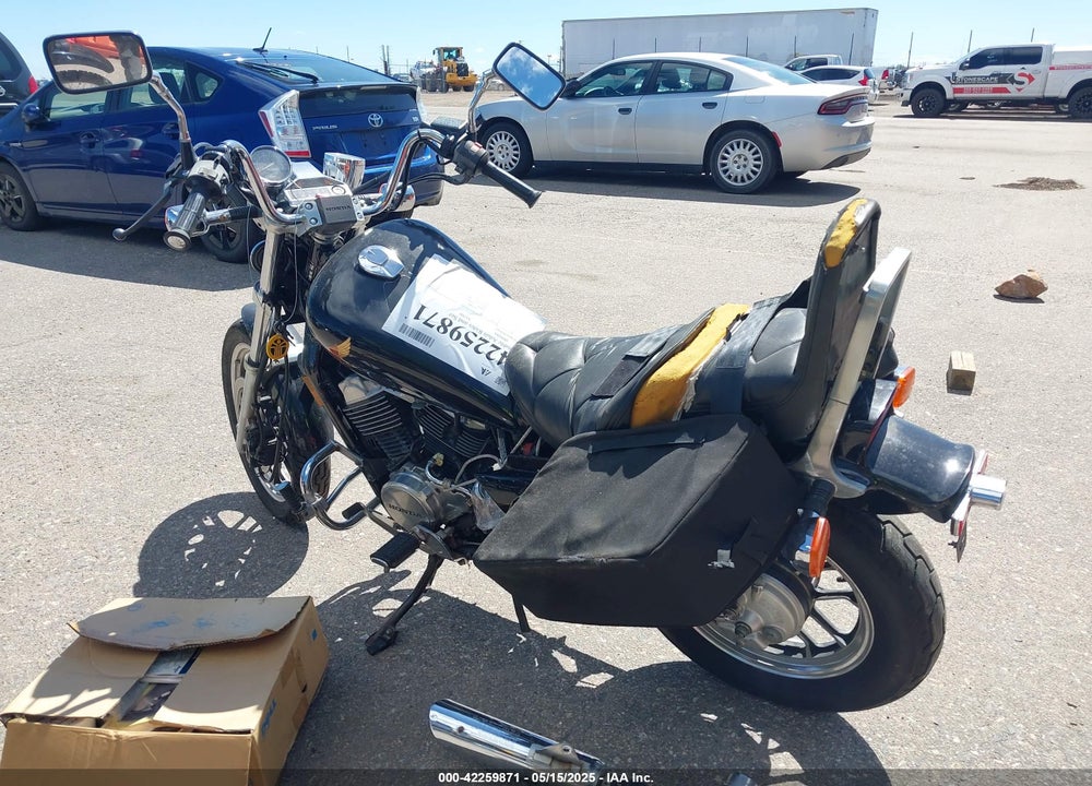 1986 HONDA VT500 C VIN: JH2PC080XGM300813