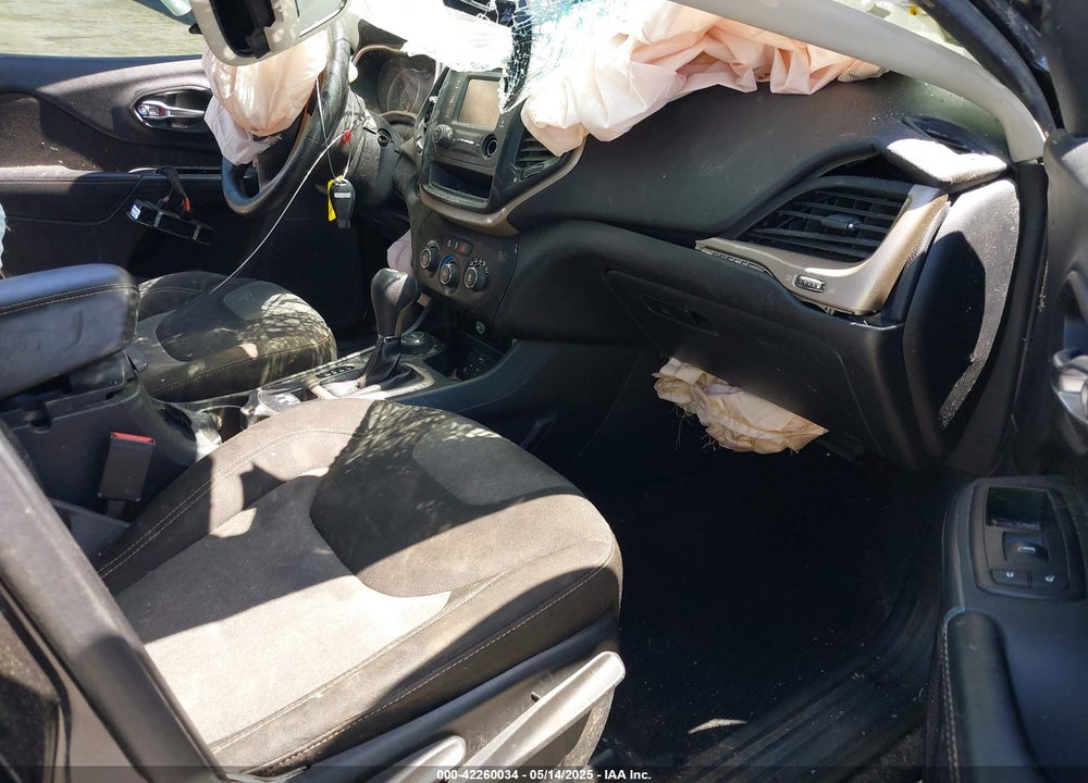 2016 JEEP CHEROKEE SPORT VIN: 1C4PJMAB4GW153118
