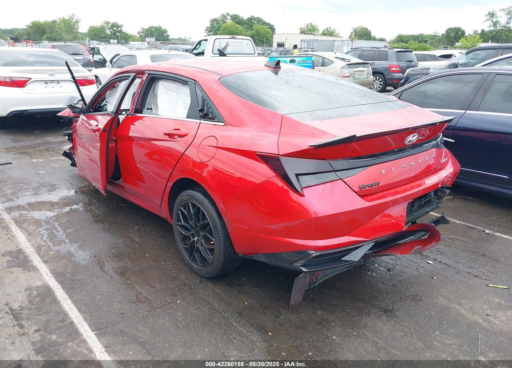 2021 HYUNDAI ELANTRA VIN: 5NPLP4AG1MH013053