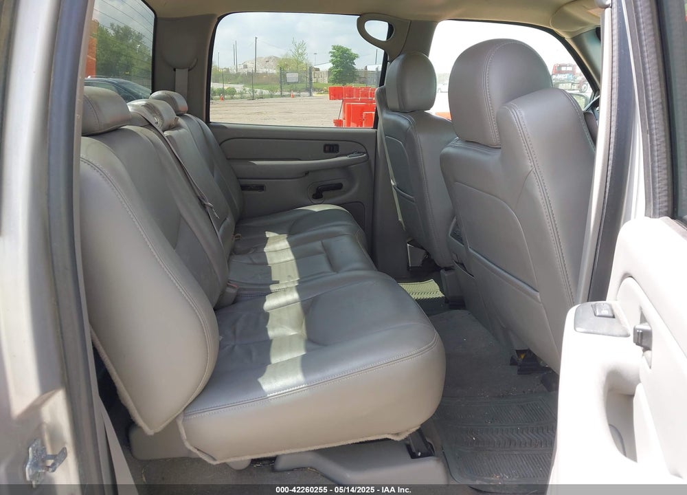 2005 GMC SIERRA 1500 SLT VIN: 2GTEK13T051127290