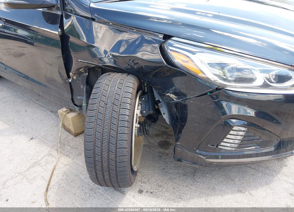 2019 HYUNDAI SONATA LIMITED VIN: 5NPE34AF1KH797081