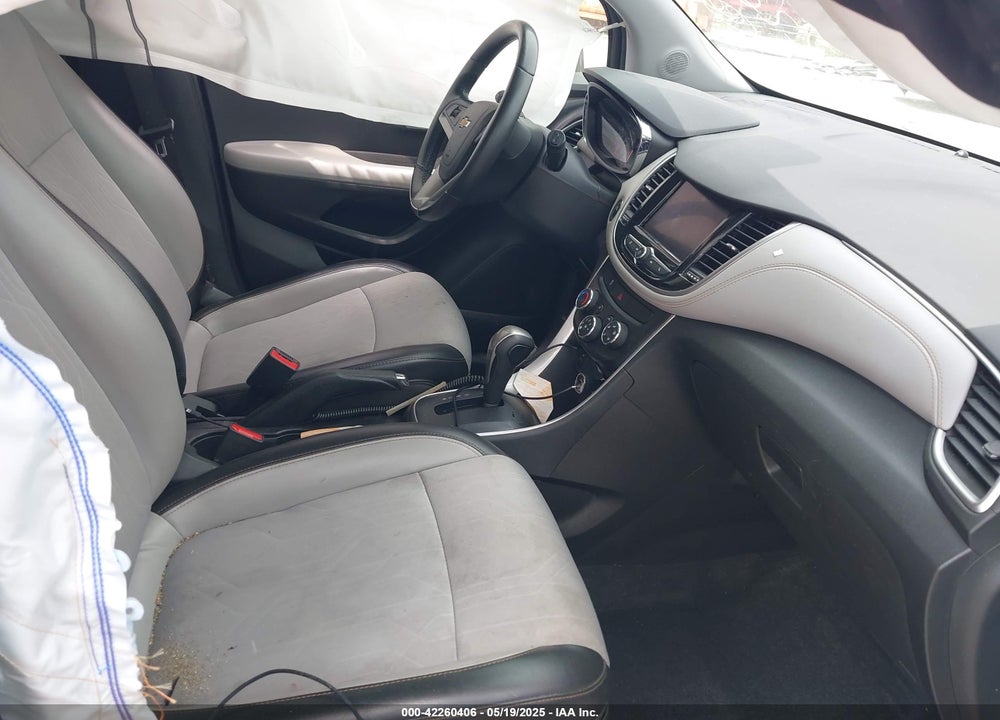 2021 CHEVROLET TRAX VIN: KL7CJLSB1MB329341