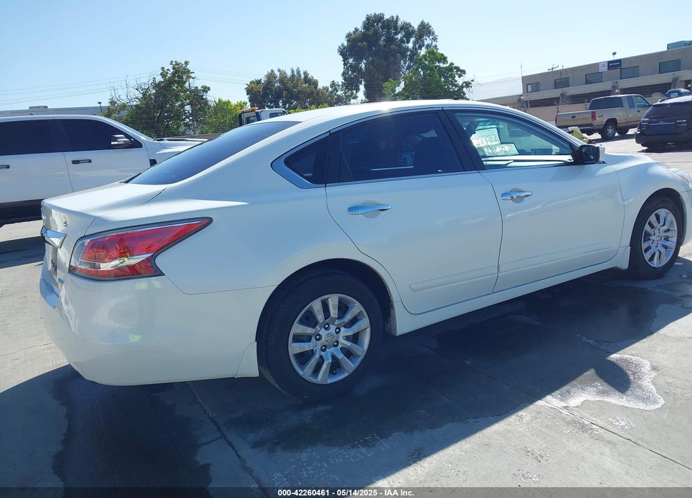2014 NISSAN ALTIMA 2.5 S VIN: 1N4AL3AP1EN214598