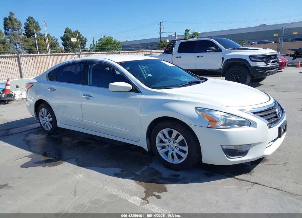 2014 NISSAN ALTIMA 2.5 S VIN: 1N4AL3AP1EN214598