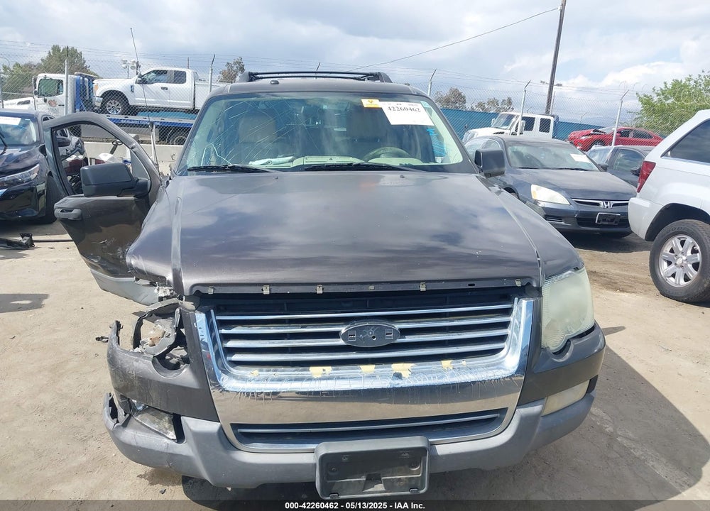 2006 FORD EXPLORER XLT VIN: 1FMEU63EX6UB52613