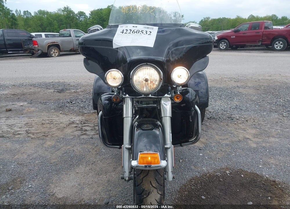 2009 HARLEY-DAVIDSON FLHTCUTG VIN: 1HD1MAM1X9Y851902
