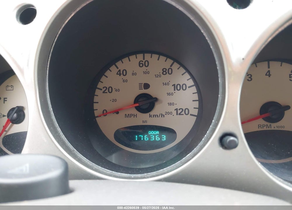 2002 CHRYSLER PT CRUISER LIMITED VIN: 3C8FY68B52T323931