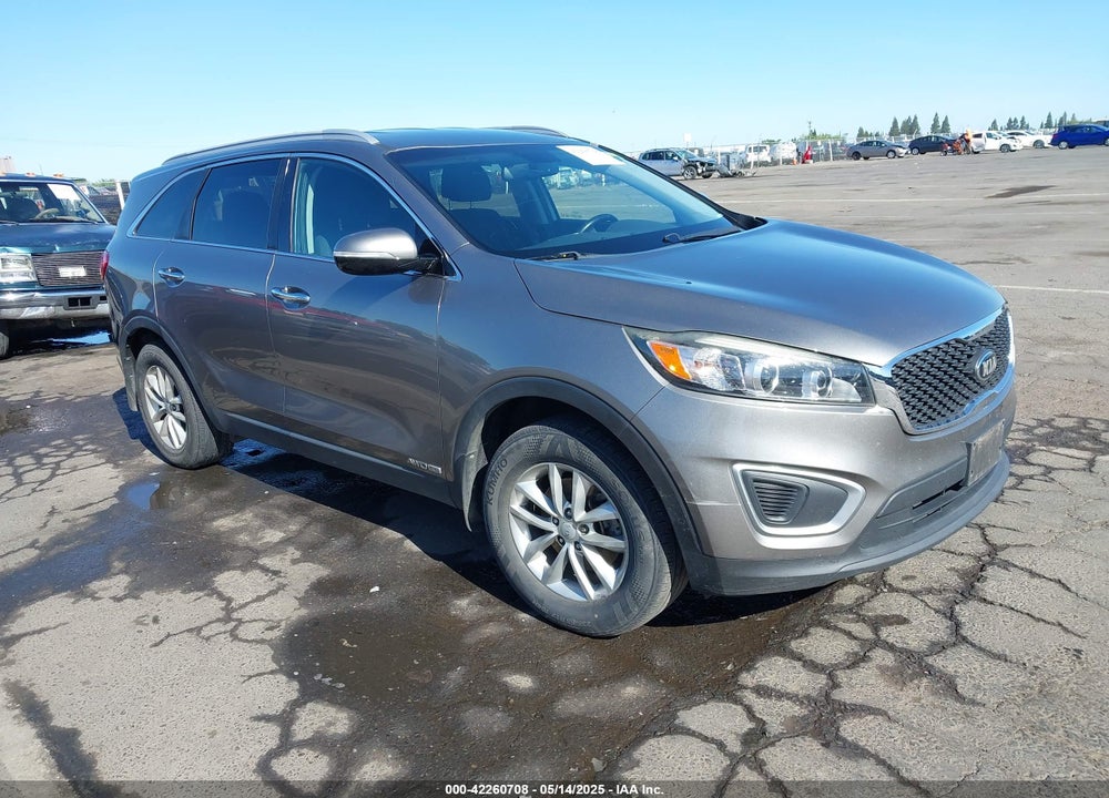 2017 KIA SORENTO 3.3L LX VIN: 5XYPGDA54HG326997
