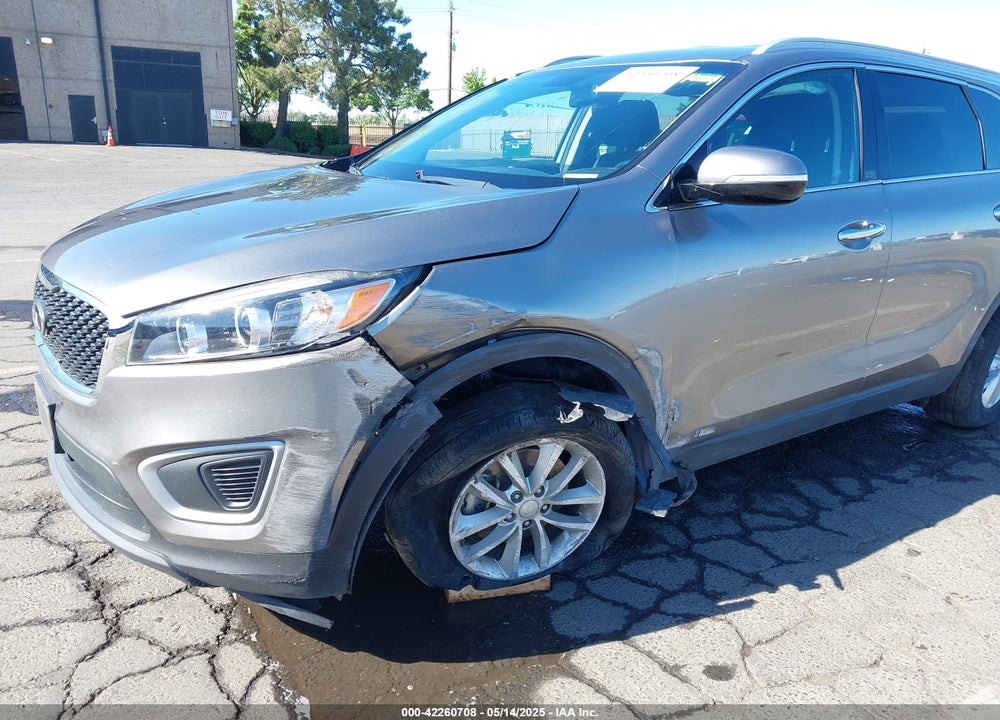 2017 KIA SORENTO 3.3L LX VIN: 5XYPGDA54HG326997