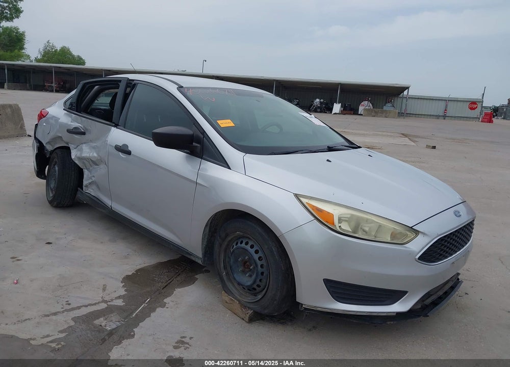 2017 FORD FOCUS S VIN: 1FADP3E28HL210368