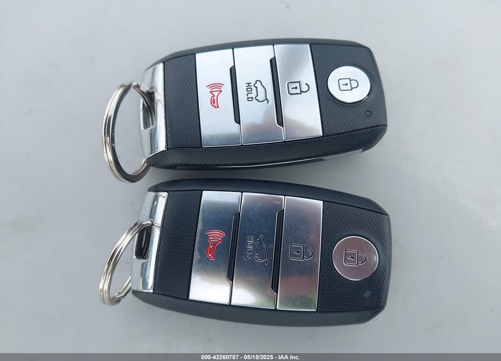 2019 KIA SORENTO 3.3L EX VIN: 5XYPHDA56KG547201