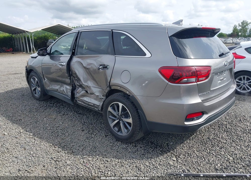 2019 KIA SORENTO 3.3L EX VIN: 5XYPHDA56KG547201