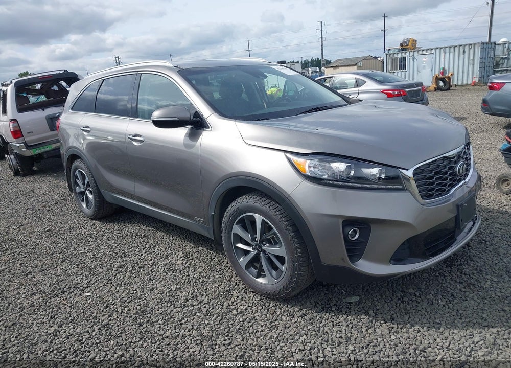 2019 KIA SORENTO 3.3L EX VIN: 5XYPHDA56KG547201