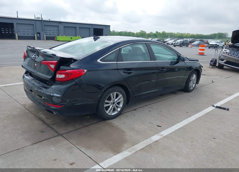2017 HYUNDAI SONATA VIN: 5NPE24AF9HH548023
