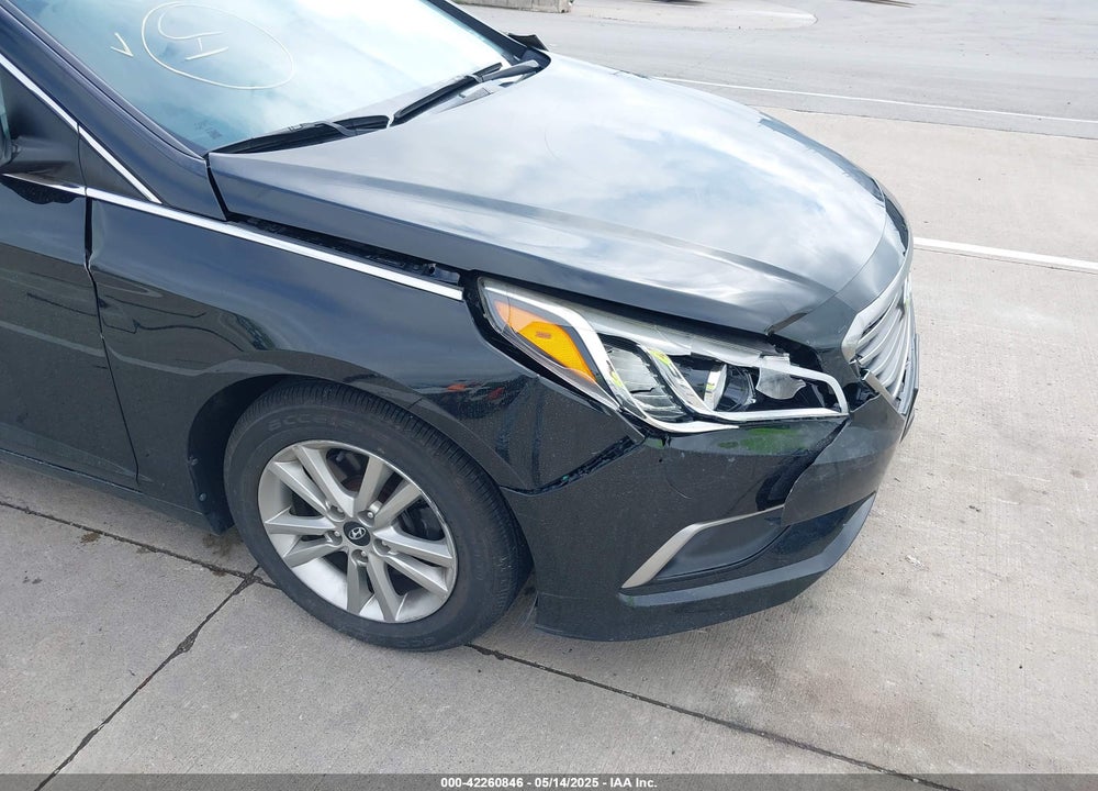 2017 HYUNDAI SONATA VIN: 5NPE24AF9HH548023