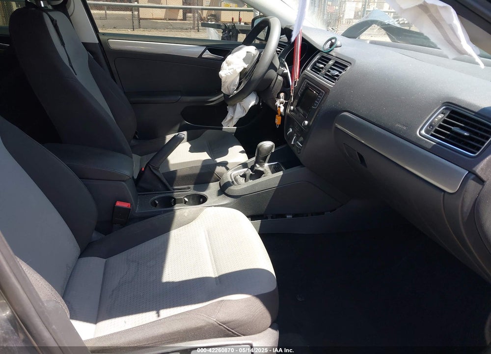 2018 VOLKSWAGEN JETTA 1.4T S VIN: 3VW2B7AJ5JM262787