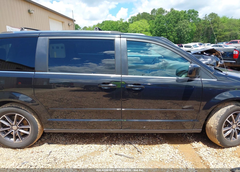 2017 DODGE GRAND CARAVAN SXT VIN: 2C4RDGCG5HR714088