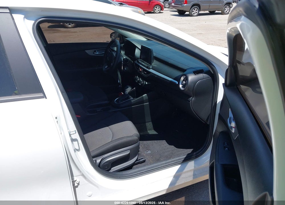 2023 KIA FORTE LX VIN: 3KPF24AD8PE507789