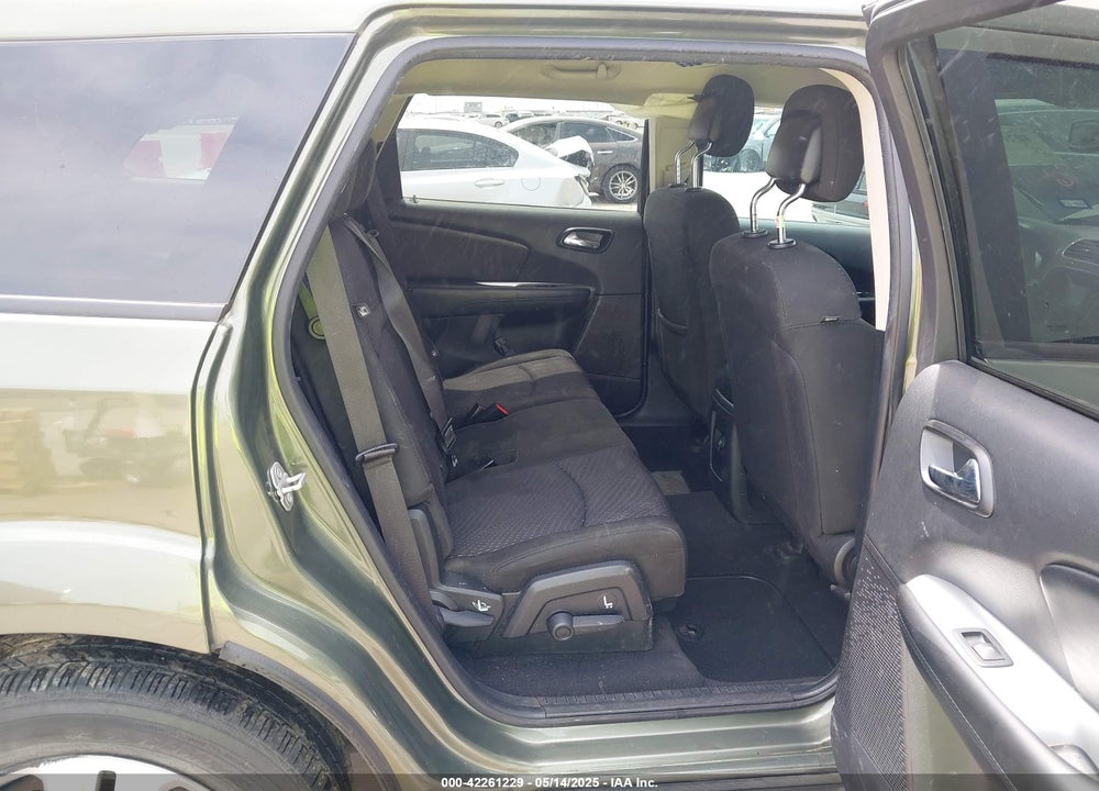2019 DODGE JOURNEY SE VIN: 3C4PDCBB8KT821212