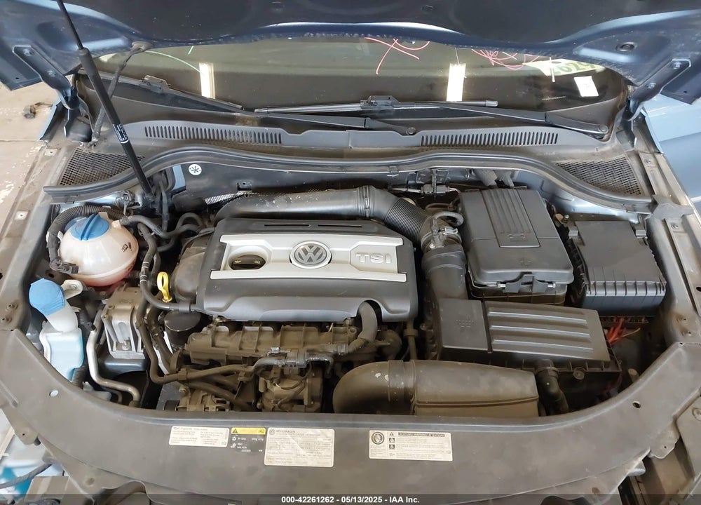 2017 VOLKSWAGEN CC VIN: WVWKP7ANXHE504352