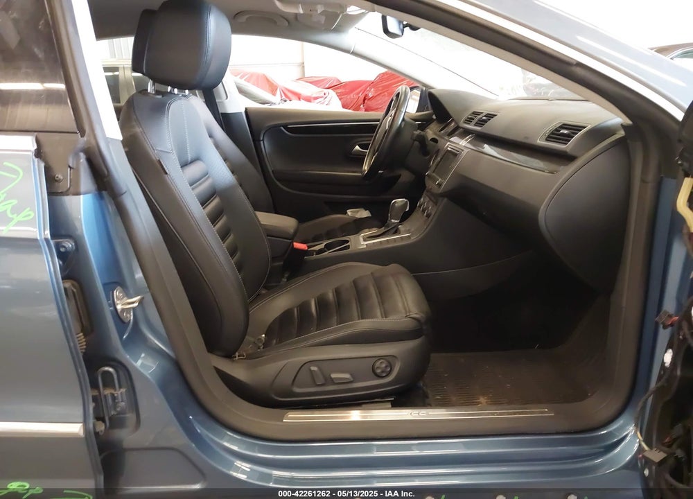 2017 VOLKSWAGEN CC VIN: WVWKP7ANXHE504352