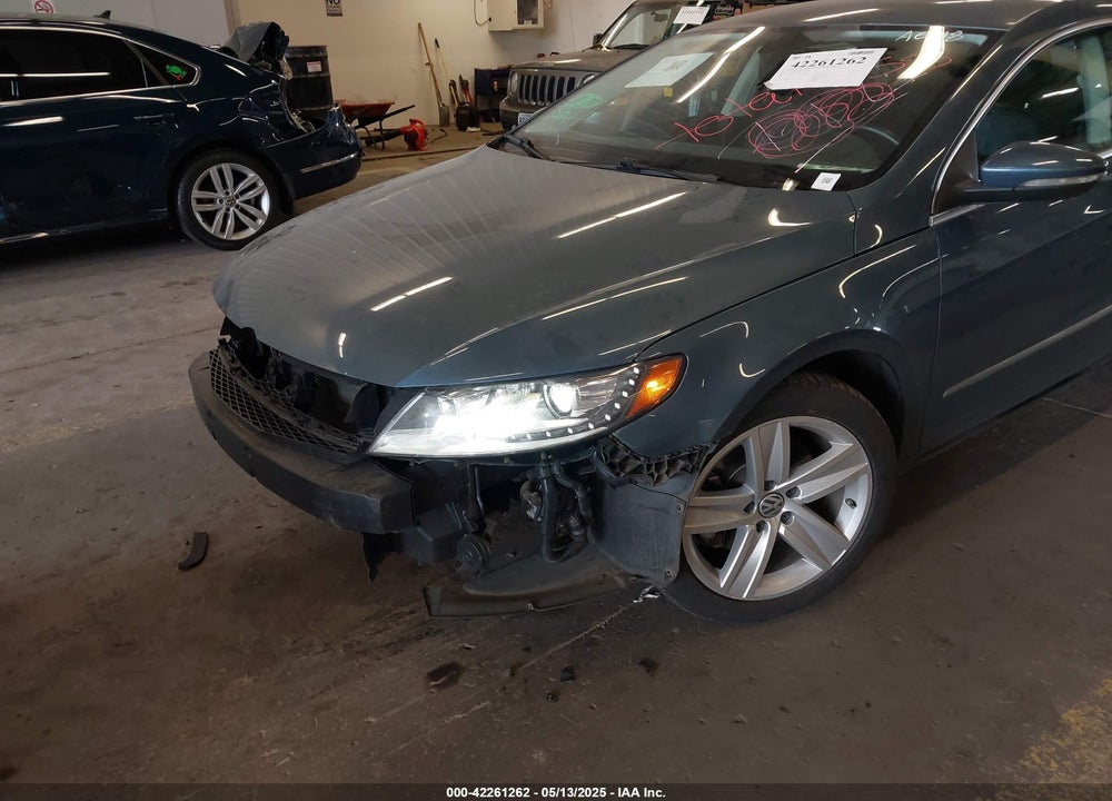 2017 VOLKSWAGEN CC VIN: WVWKP7ANXHE504352