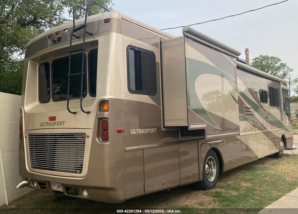 2005 FREIGHTLINER XC ULTRASPORT VIN: 4UZAAHDC85CU90435