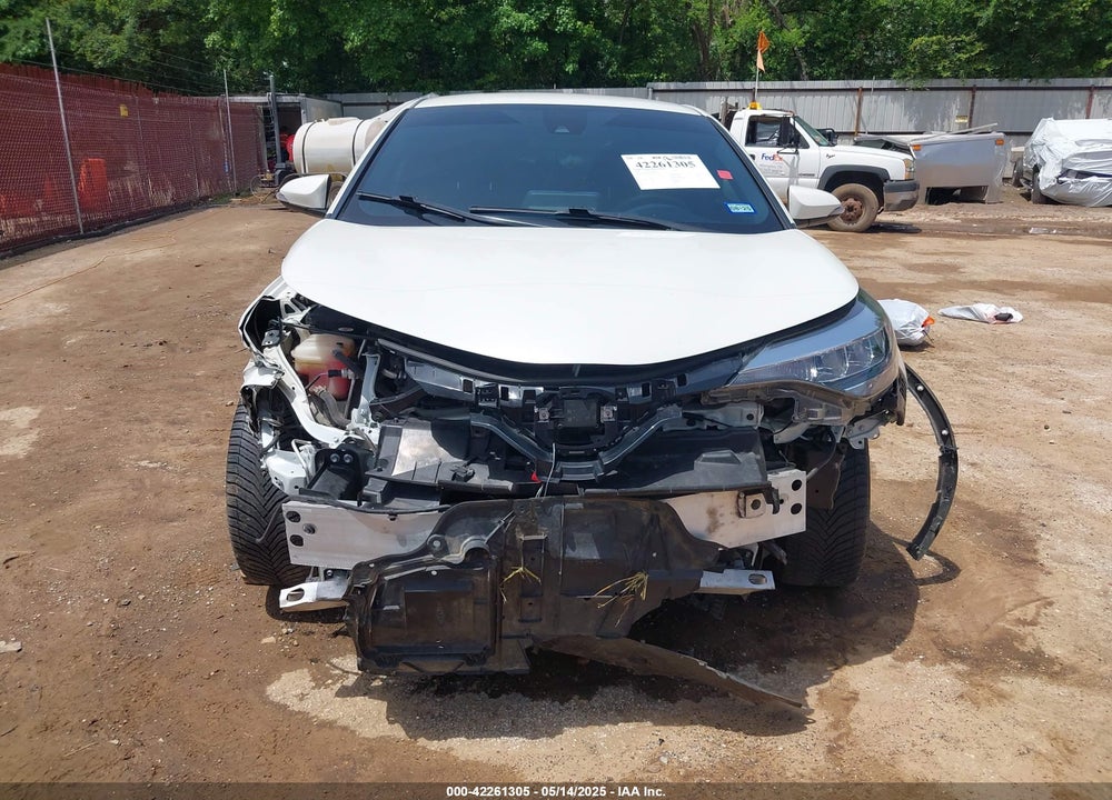 2020 TOYOTA C-HR XLE VIN: JTNKHMBX2L1083587