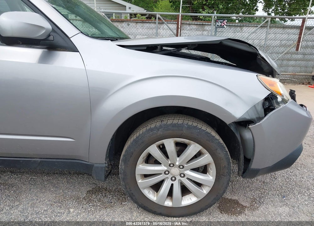 2011 SUBARU FORESTER 2.5X PREMIUM VIN: JF2SHADCXBH754833