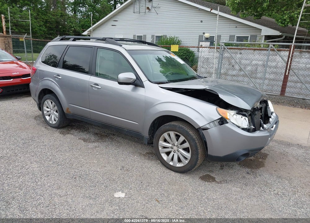 2011 SUBARU FORESTER 2.5X PREMIUM VIN: JF2SHADCXBH754833