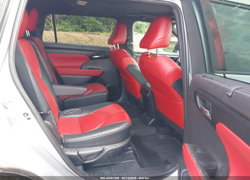 2021 TOYOTA HIGHLANDER VIN: 5TDLZRBH0MS060597