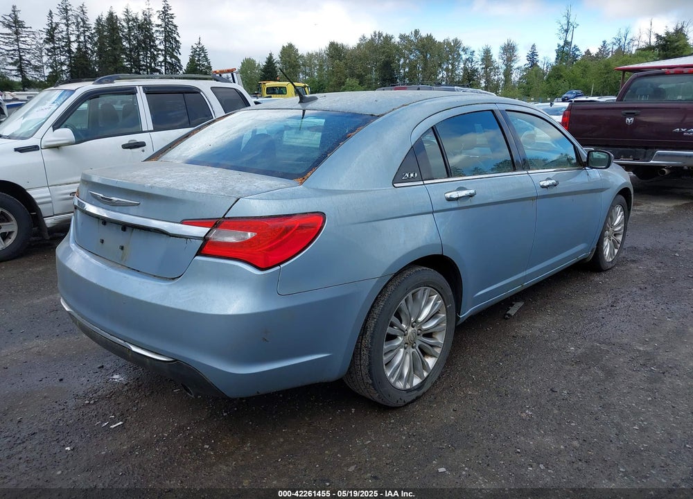 2013 CHRYSLER 200 VIN: 1C3CCBCG3DN689148