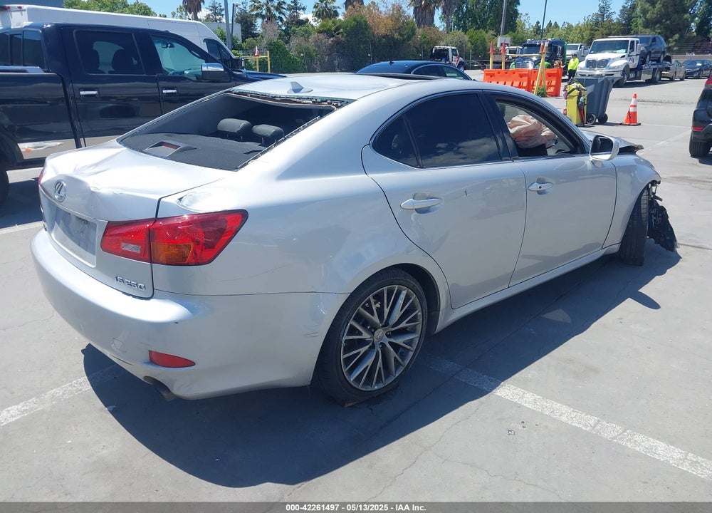2007 LEXUS IS 250 VIN: JTHBK262675032390