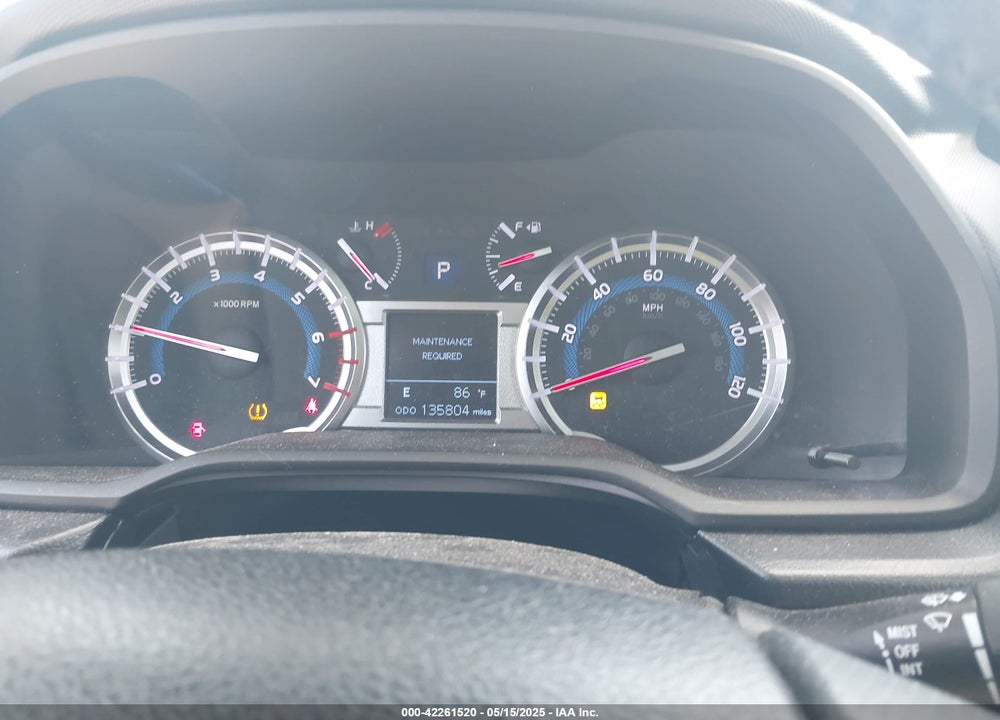 2018 TOYOTA 4RUNNER VIN: JTEBU5JRXJ5588321