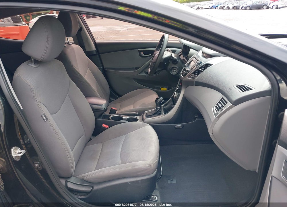 2016 HYUNDAI ELANTRA SE VIN: 5NPDH4AE9GH698424