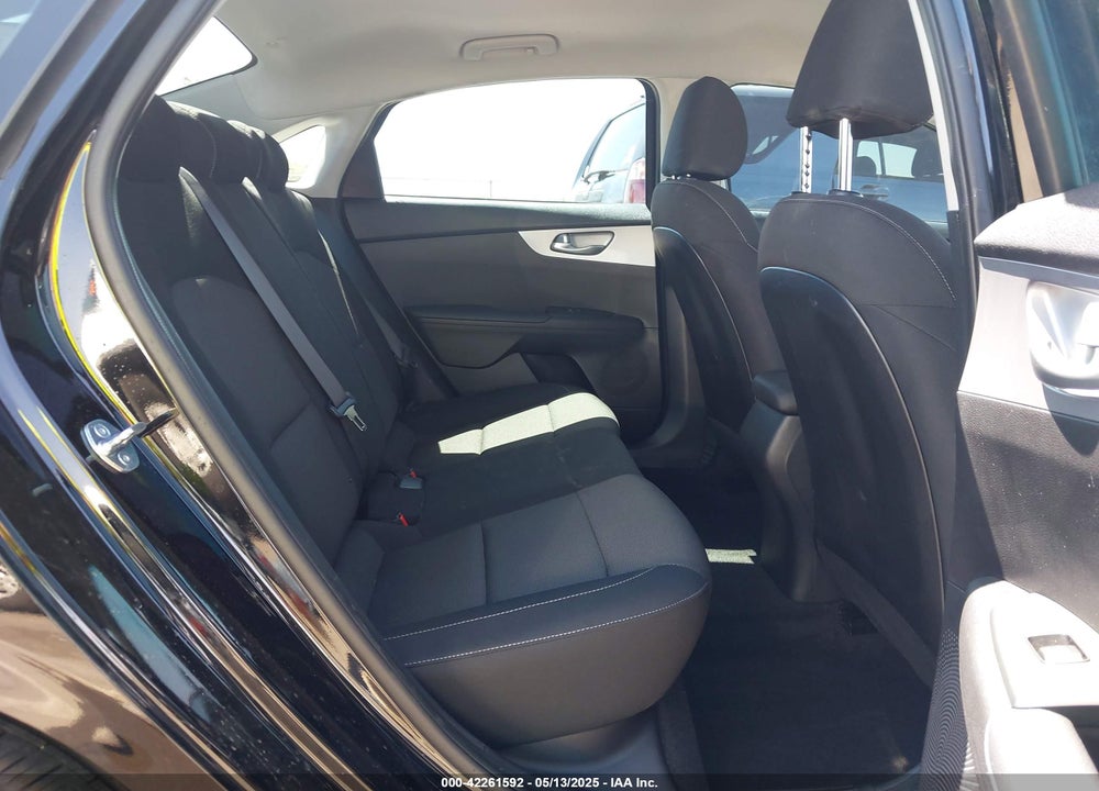 2023 KIA FORTE VIN: 3KPF24AD6PE646187